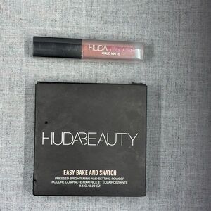 HUDA BEAUTY Liquid Matte Lipstick in Mauve and Easy Bake Setting Powder